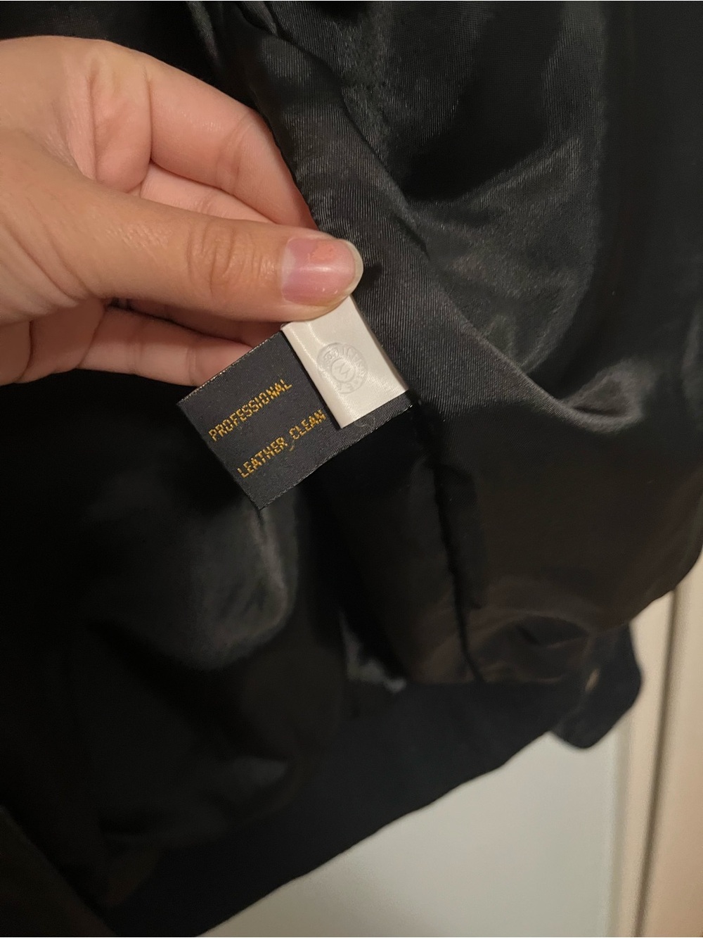 Vintage 90’s Black & Tan Leather Bomber Jacket with Southwestern Pattern - Picture 9 of 10
